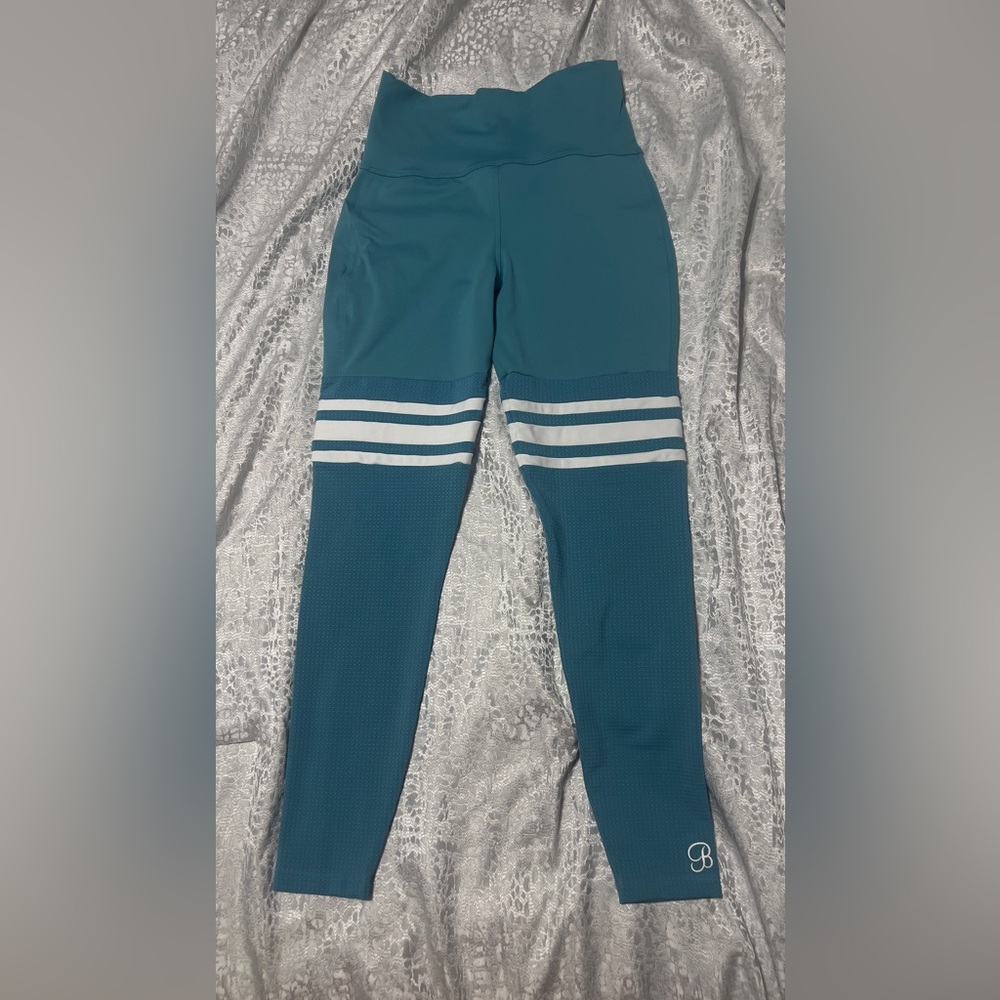 Bombshell Sportswear Blue and White Leggings Athletic Stretchy Design